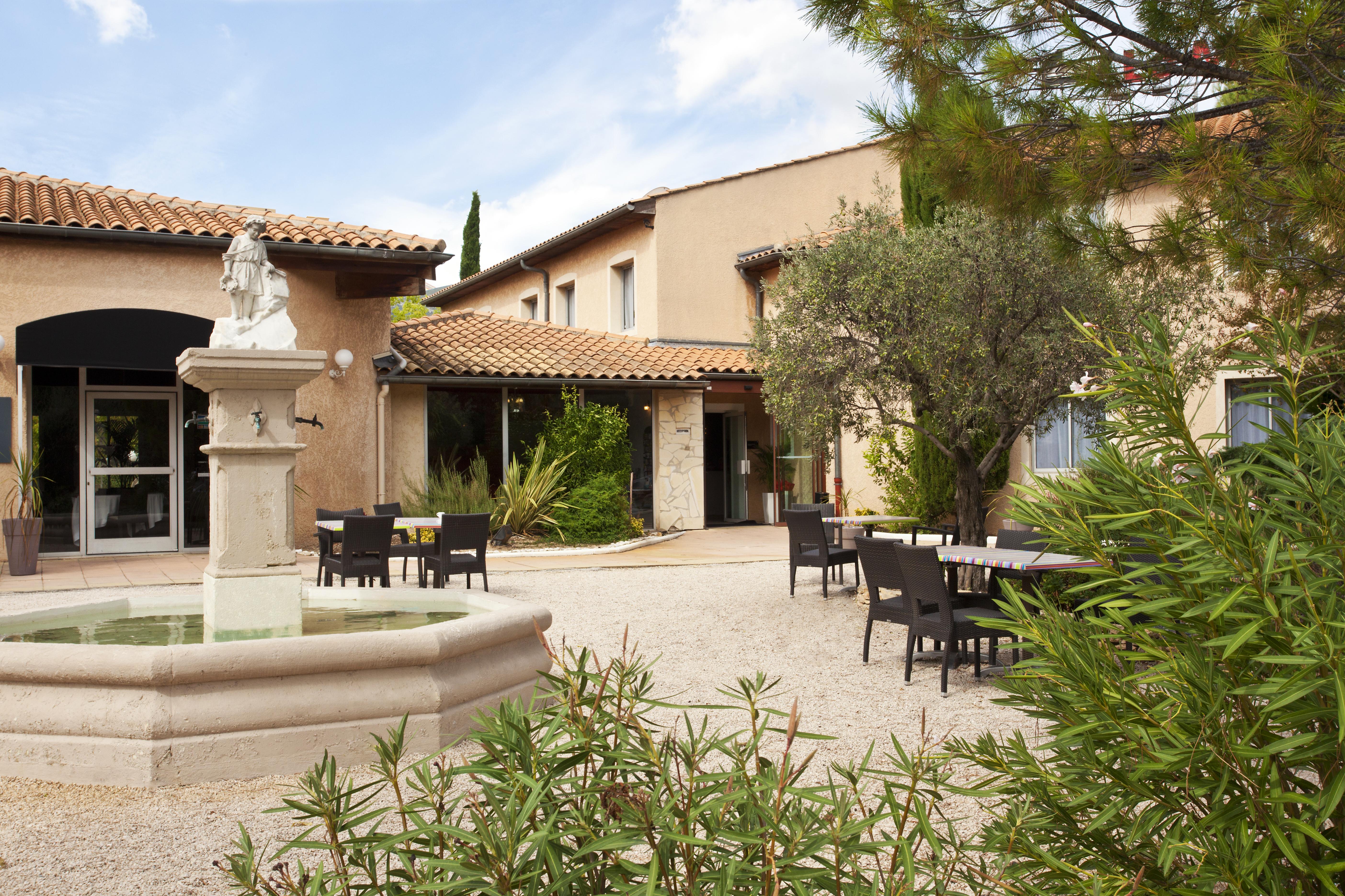 Hotel Logis Noemys Pont De L'Etoile - Ex Mas De L'Etoile Aubagne Zewnętrze zdjęcie